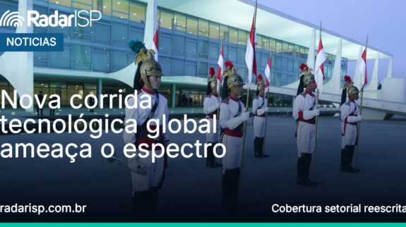 Capa Nova corrida tecnológica global ameaça o espectro nacional Capa Nova corrida tecnológica global ameaça o espectro nacional